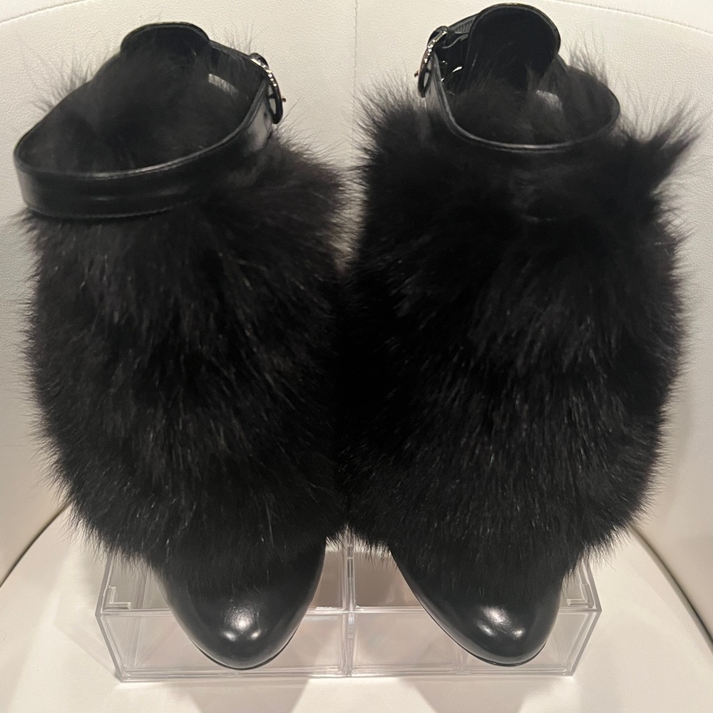 Brain Atwood Black Fur Booties - Picture 3 of 10